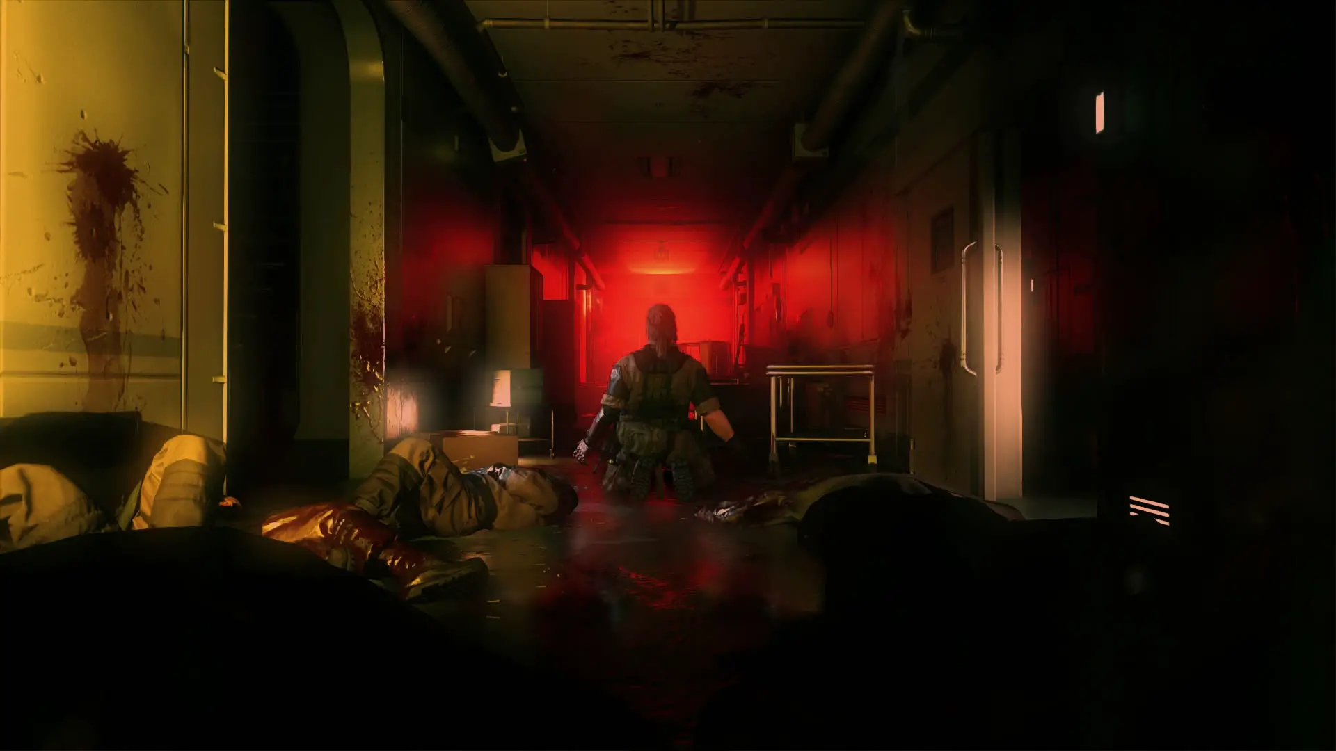 Metal-Gear-Solid-V-The-Phantom-Pain-E3-2015-Screen-Big-Boss-Hallway