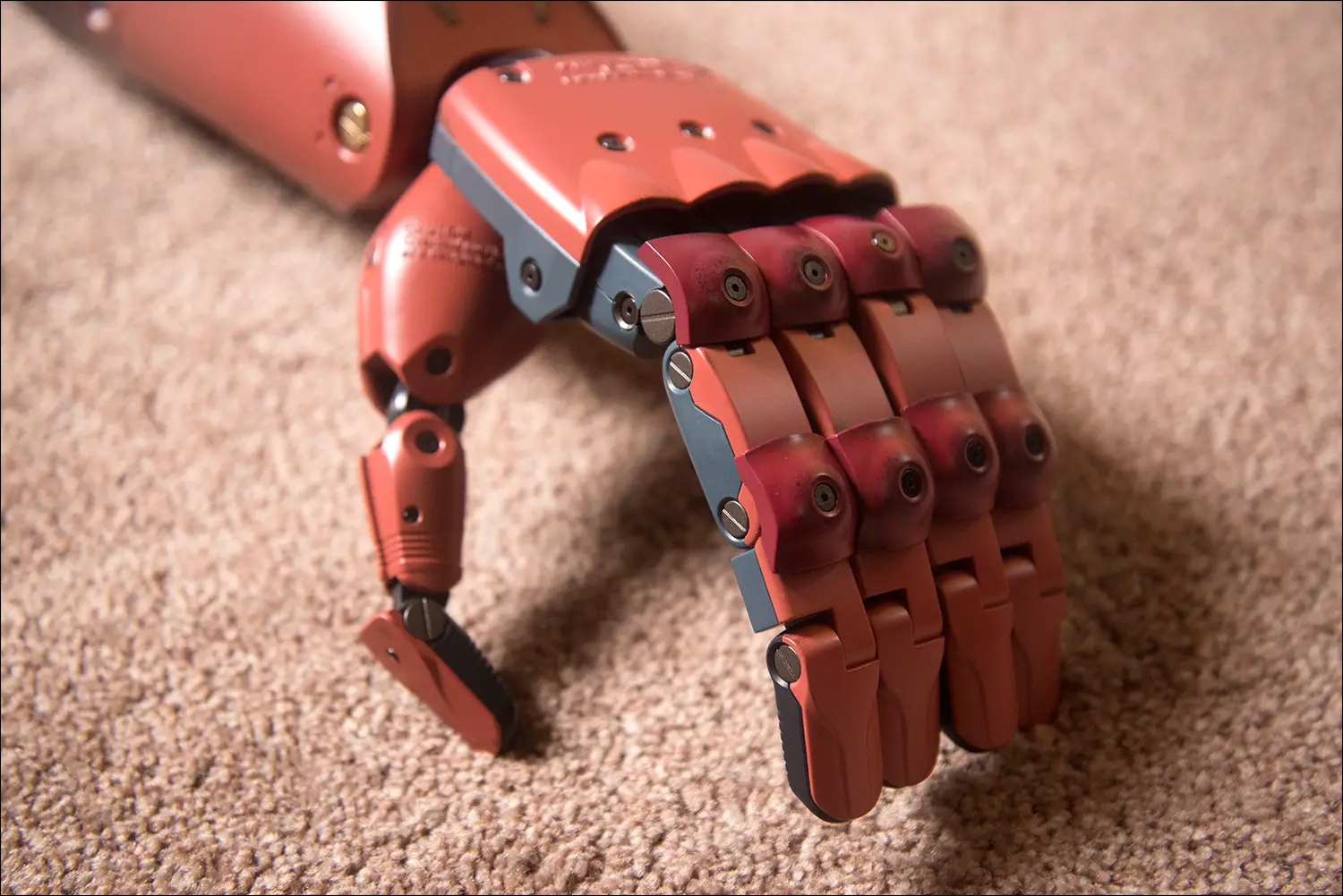 MGSV-Full-Scale-Bionic-Arm-Hand