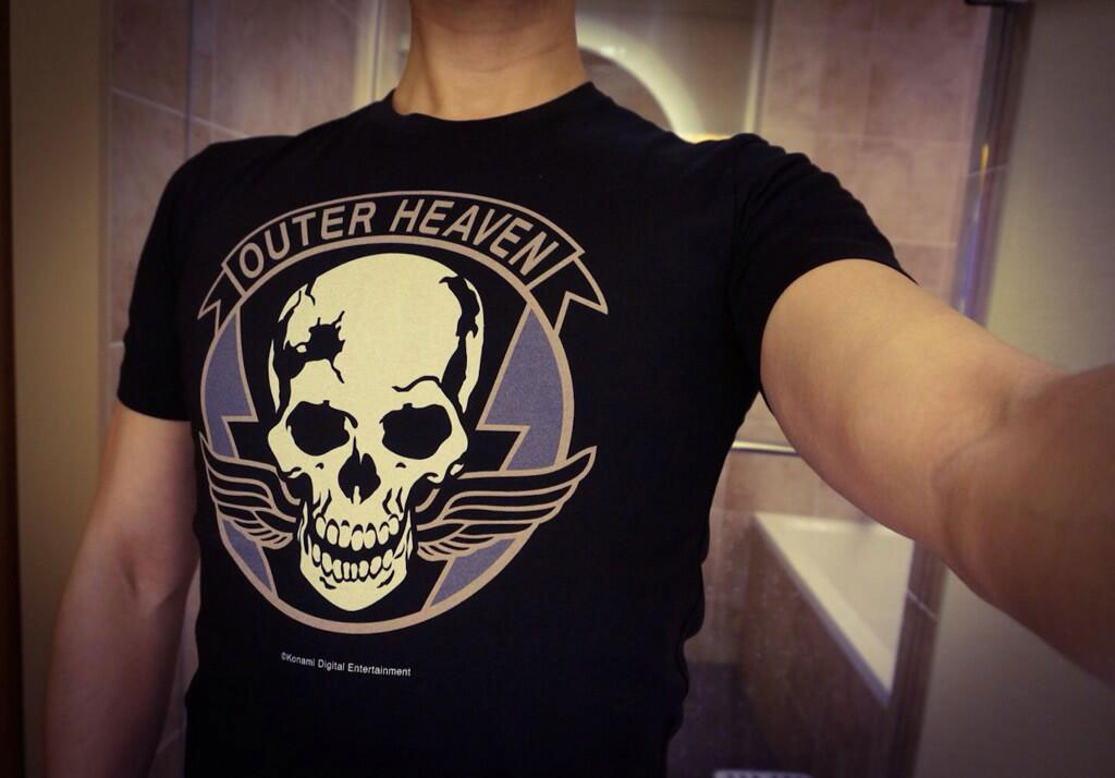 Kojima-E3-2014-Outer-Heaven-T-Shirt
