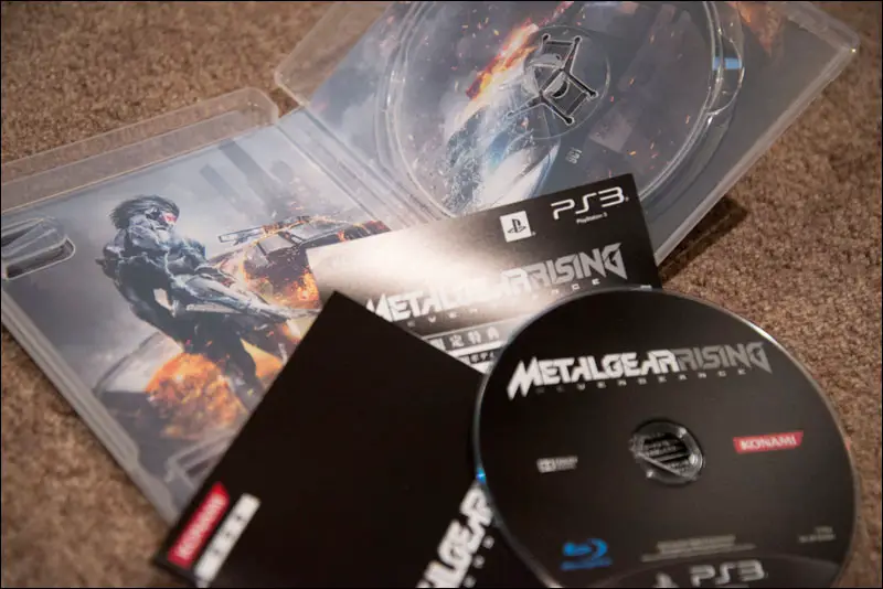 Close Up: Metal Gear Rising Revengeance Premium Package