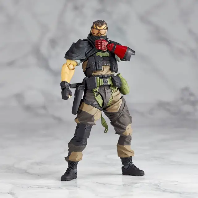 Revolmini-Venom-Snake-10