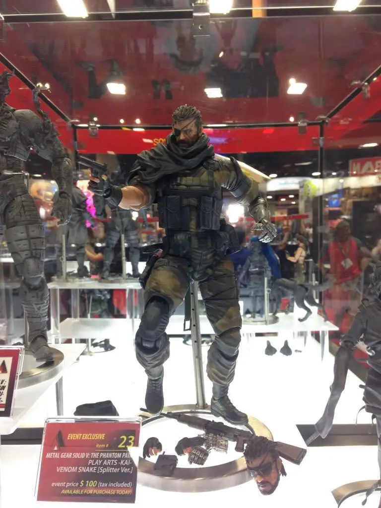 Metal Gear figures at San Diego Comic Con - 'young Psycho Mantis' gets
