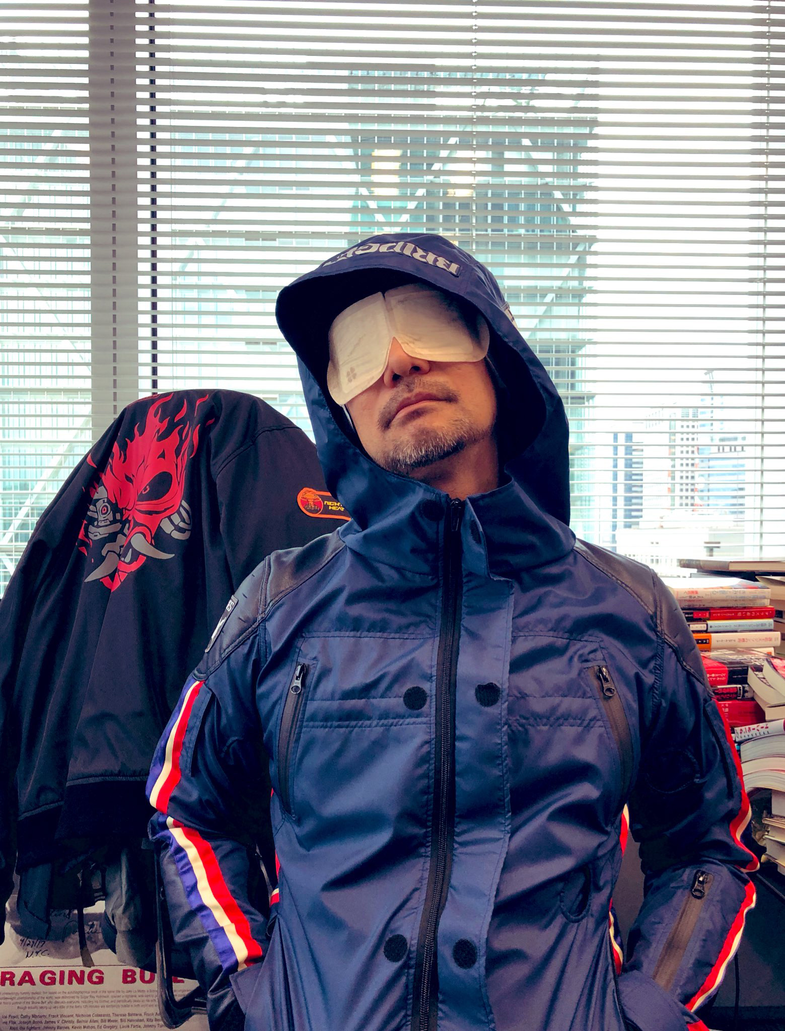 Hideo-Kojima-with-tired-eyes.jpg