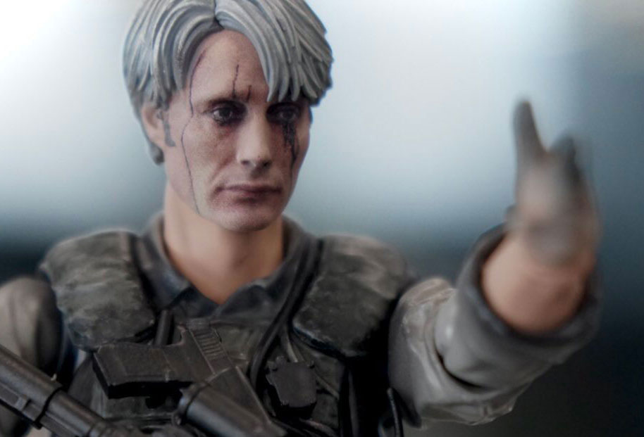 Pictures of Death Stranding Figma Cliff figure in color